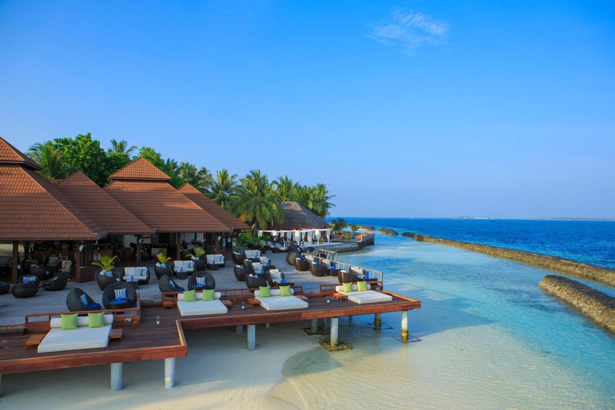 Kurumba Maldives Vihamanaafushi Eksteriør billede The beach at the resort