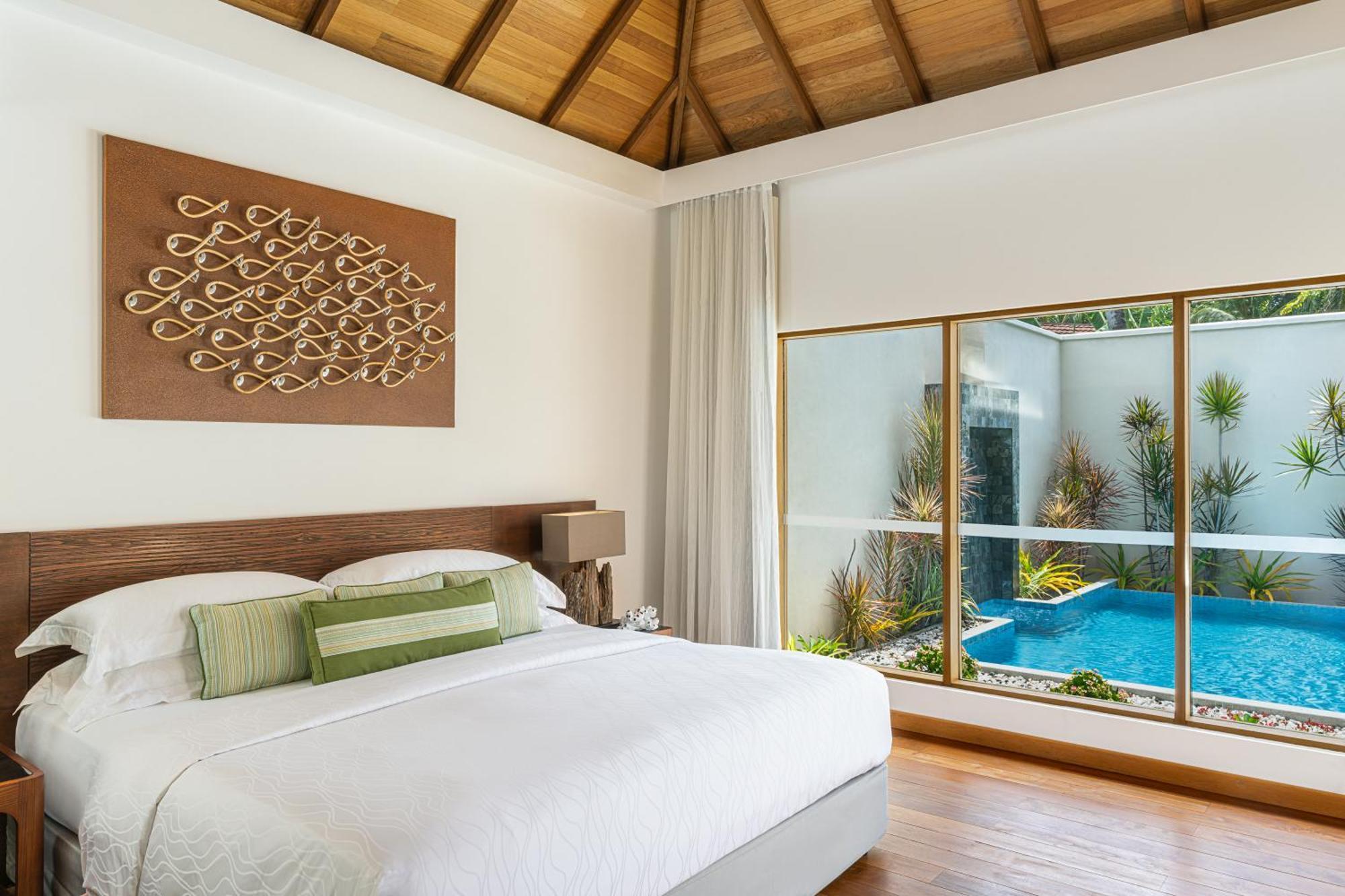Kurumba Maldives Vihamanaafushi Eksteriør billede A bedroom at the hotel