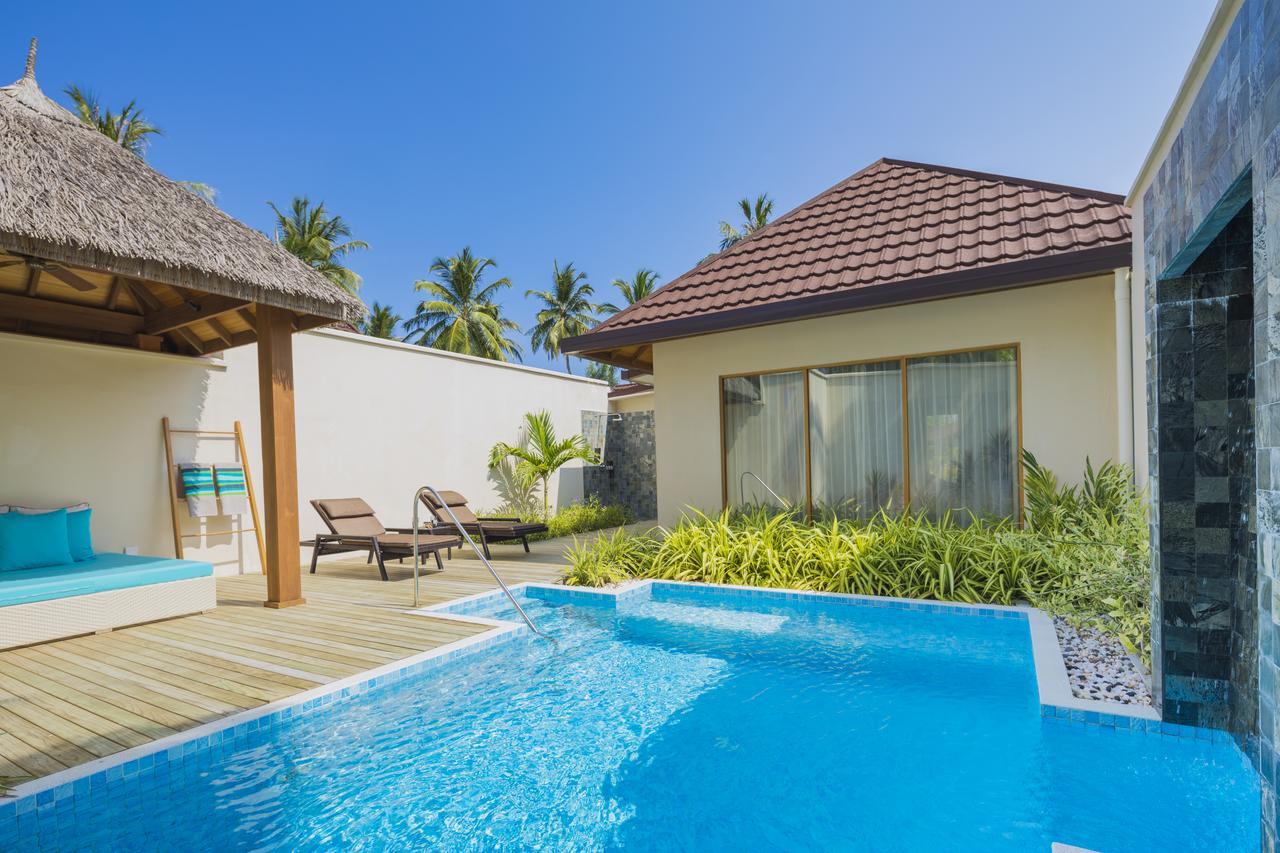 Kurumba Maldives Vihamanaafushi Eksteriør billede A pool villa at the resort